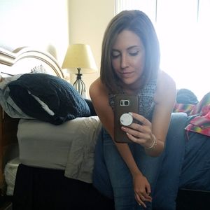 Meet your Posher, Helena